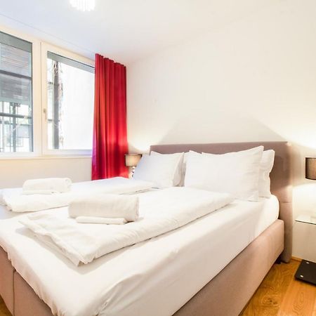 Premium Residence Near Parlament In @YourWina Bagian luar foto