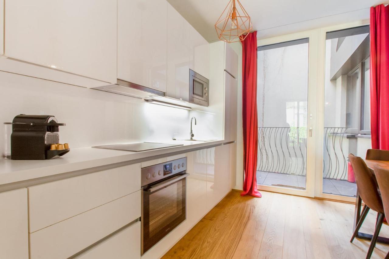 Premium Residence Near Parlament In @YourWina Bagian luar foto